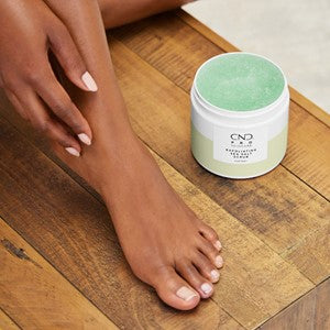 CND™ pro skincare exfoliating sea salt scrub 1