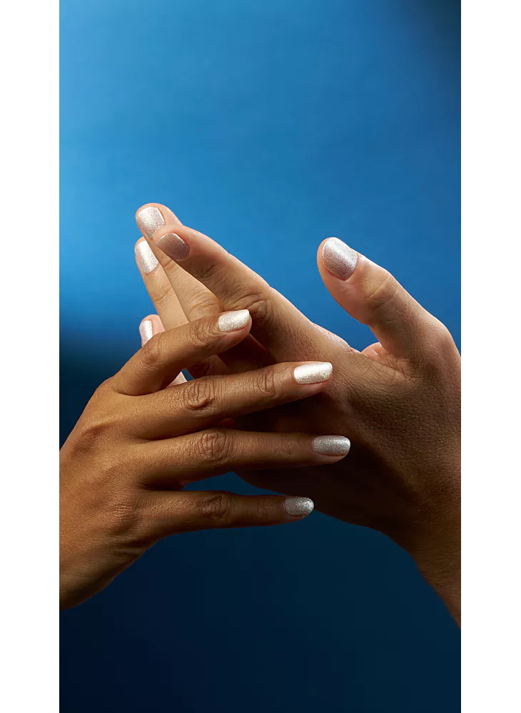 CND™ - Vinylux™ winter warrior